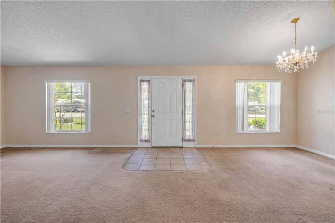 2226 Juniper Dr, Edgewater, FL 32141