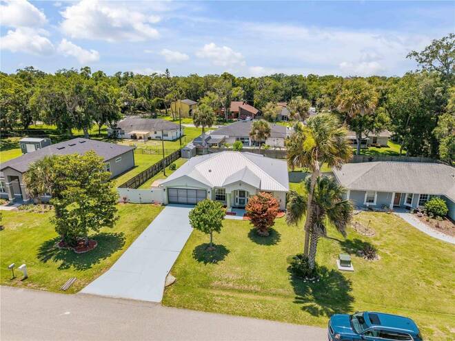 2226 Juniper Dr, Edgewater, FL 32141