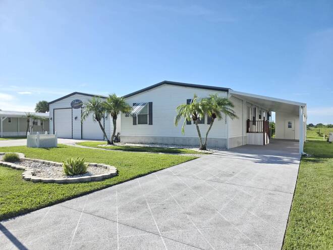 1100 SW 44th Blvd