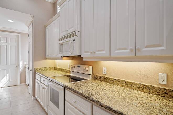 2464 Laurel Glen Dr, Lakeland, FL 33803