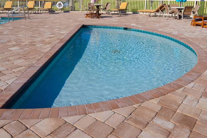 2464 Laurel Glen Dr, Lakeland, FL 33803
