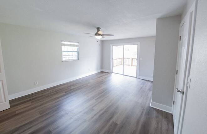 4710 West Price Ave, Tampa, FL 33611
