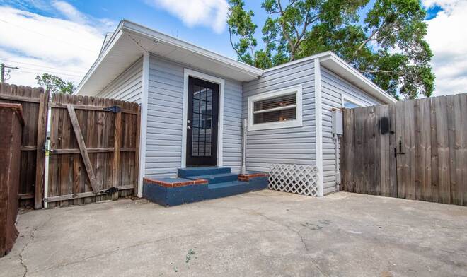 4710 West Price Ave, Tampa, FL 33611