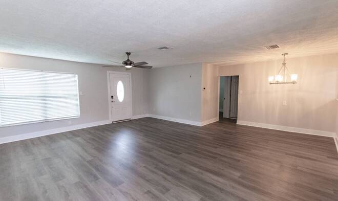 4710 West Price Ave, Tampa, FL 33611