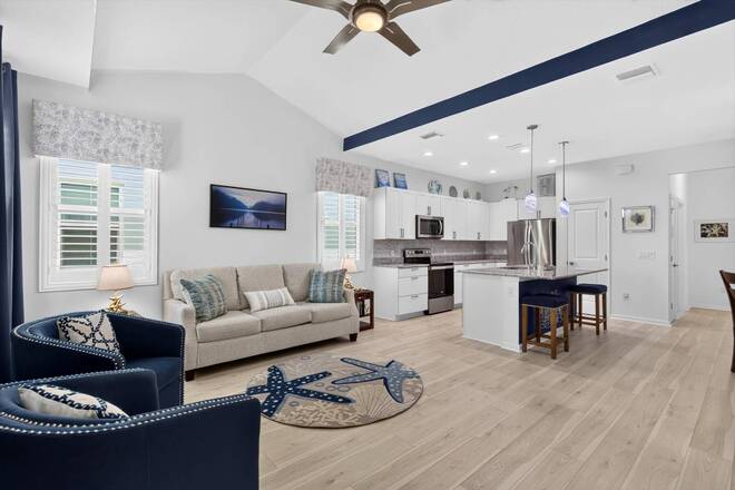 215 Hang Loose Way, Daytona Beach, FL 32124