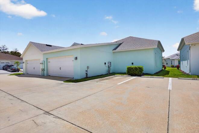 215 Hang Loose Way, Daytona Beach, FL 32124