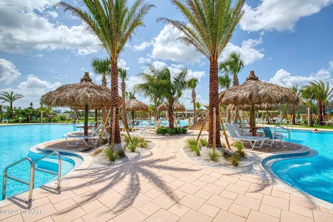 215 Hang Loose Way, Daytona Beach, FL 32124