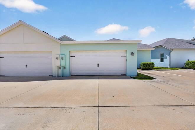215 Hang Loose Way, Daytona Beach, FL 32124