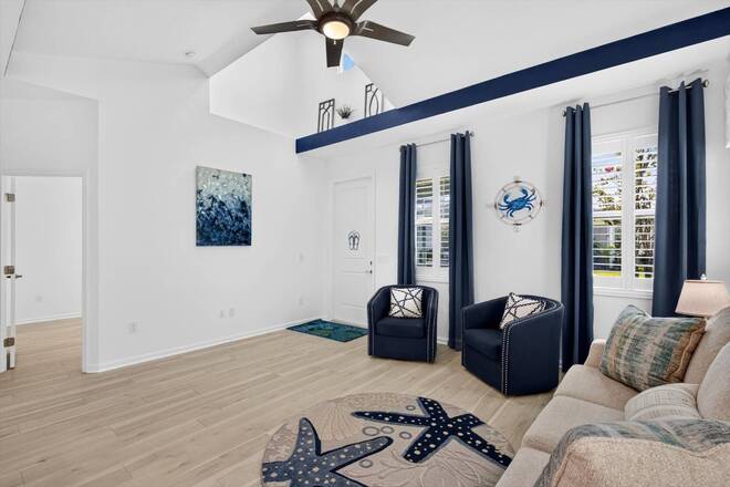 215 Hang Loose Way, Daytona Beach, FL 32124