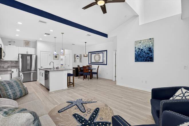 215 Hang Loose Way, Daytona Beach, FL 32124