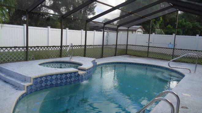 9023 Pemberton St, Spring Hill, FL 34608