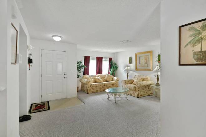 16816 Rising Star Dr, Clermont, FL 34714