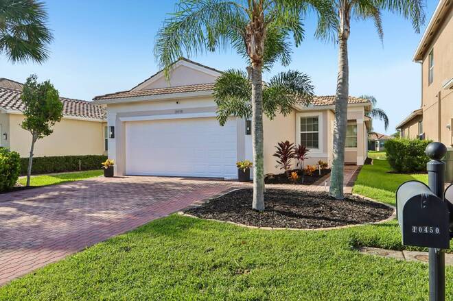 10450 Spruce Pine Ct, Fort Myers, FL 33913