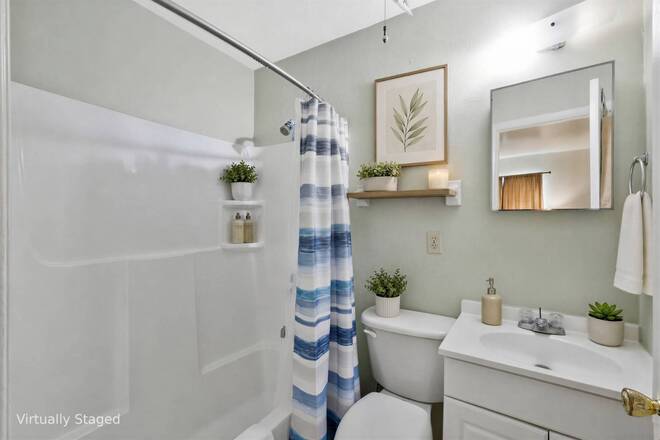 17434 / 17436 E Carnegie Cir, Fort Myers, FL 33967