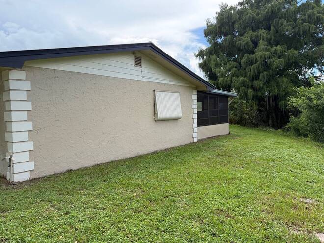 802 SE 8th Avenue, Okeechobee, FL 34974