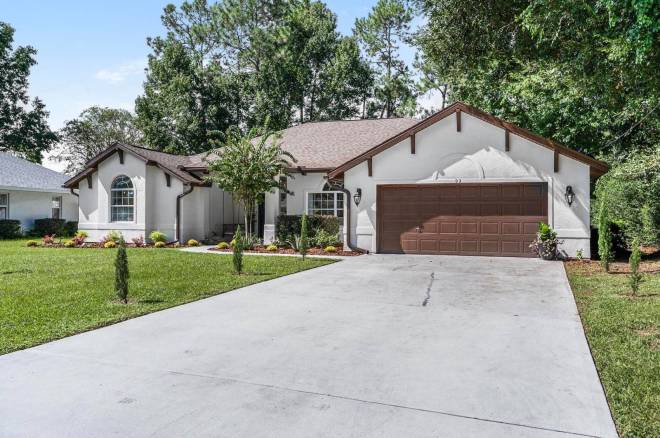 92  Wellstone Drive, Palm Coast, FL 32164