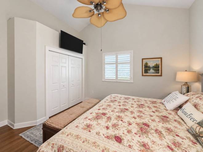 519 Twin Lakes Dr, Titusville, FL 32780