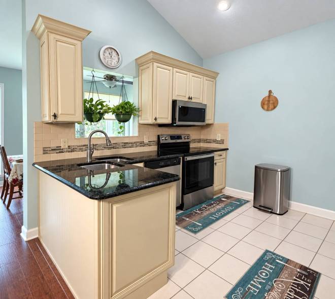519 Twin Lakes Dr, Titusville, FL 32780