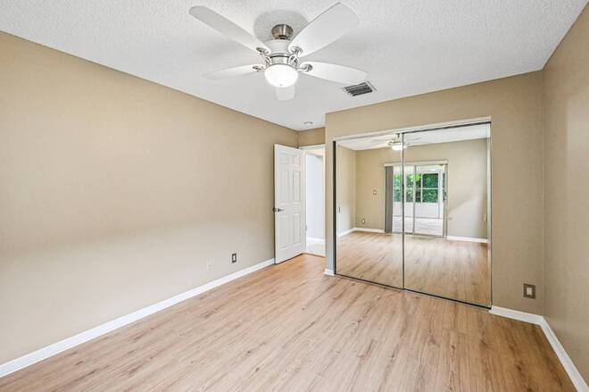 6520 NW 41st Ter, Coconut Creek, FL 33073