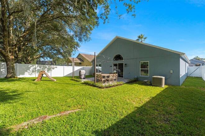 10037 Portofino Dr, Orlando, FL 32832