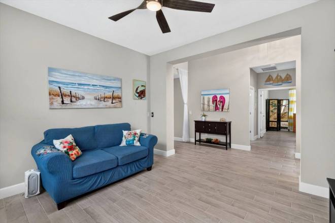 424 Margaritaville Ave, Daytona Beach, FL 32124