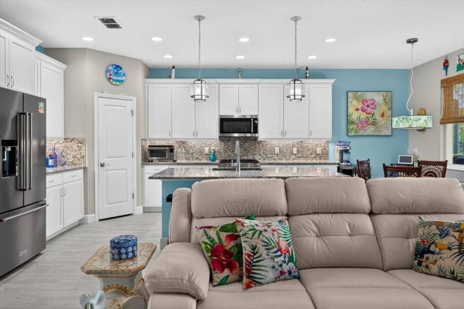 424 Margaritaville Ave, Daytona Beach, FL 32124