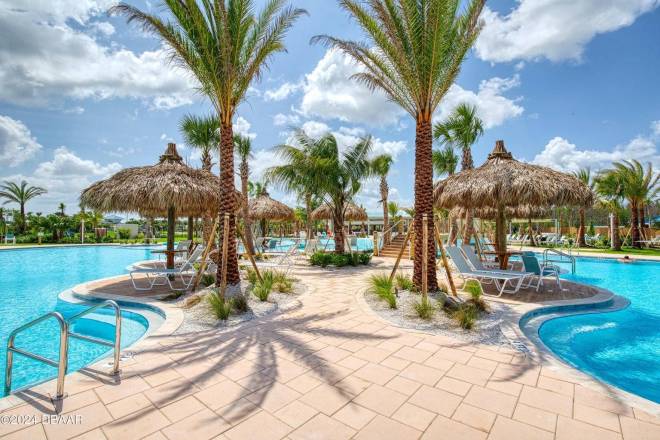 424 Margaritaville Ave, Daytona Beach, FL 32124