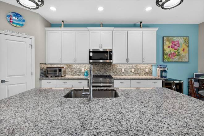 424 Margaritaville Ave, Daytona Beach, FL 32124