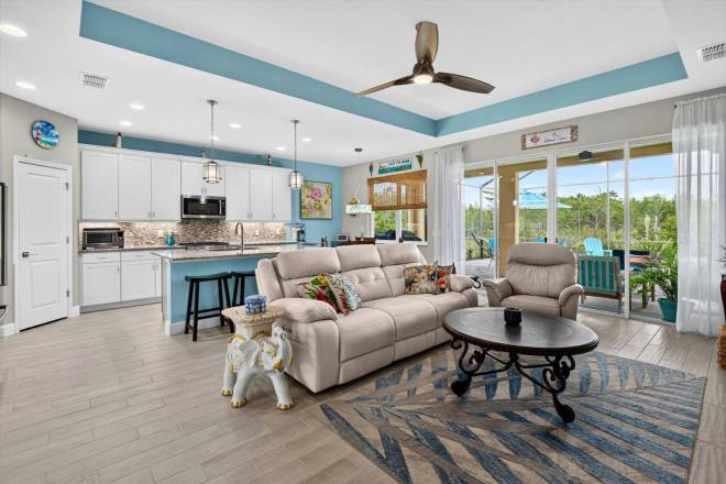 424 Margaritaville Ave, Daytona Beach, FL 32124