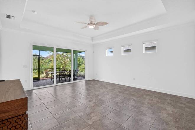 215 Gypsy Palace Lane, Daytona Beach, FL 32124