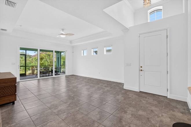 215 Gypsy Palace Lane, Daytona Beach, FL 32124