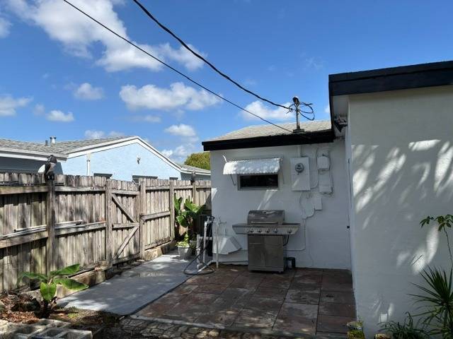6980 SW 29th St, Miramar, FL 33023