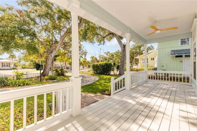 410 S Peninsula Ave, New Smyrna Beach, FL 32169