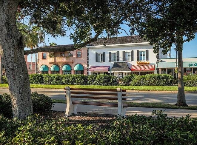 166 Algiers Dr, Venice, FL 34293