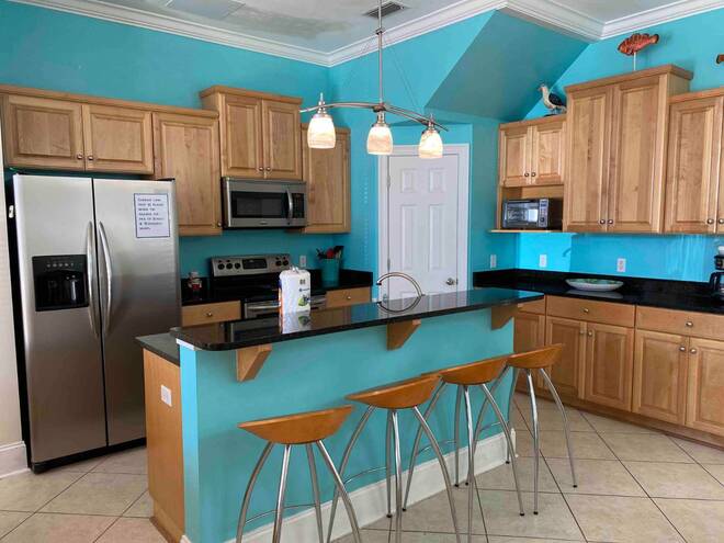 7418 Thomas Dr, Panama City Beach, FL 32408
