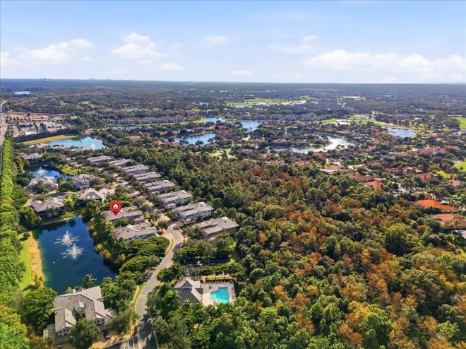 7842 Hawthorne Dr, #1703, Naples, FL 34113