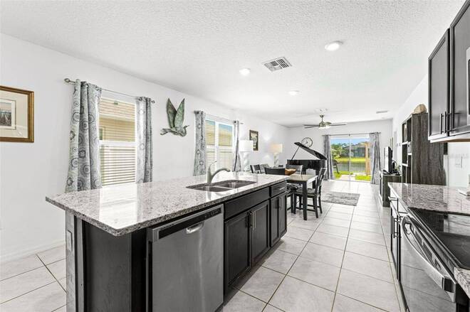 279 Caryota Ct, New Smyrna Beach, FL 32168