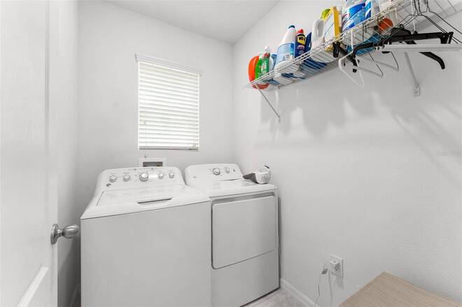 279 Caryota Ct, New Smyrna Beach, FL 32168