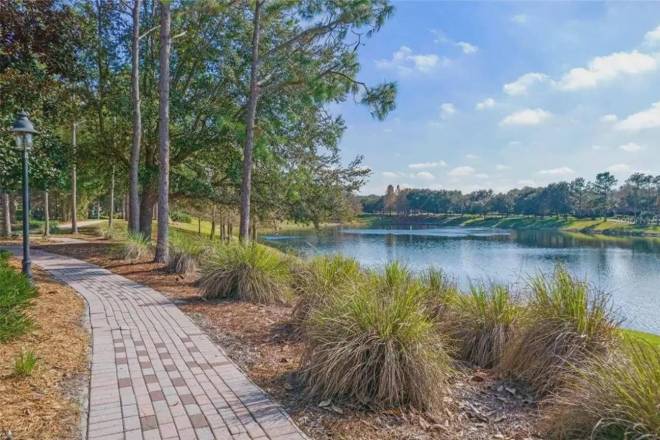 407 Charlotte Way, Deland, FL 32724