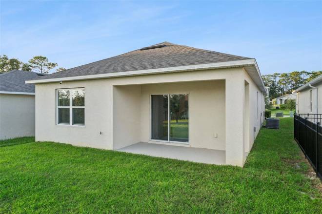 407 Charlotte Way, Deland, FL 32724