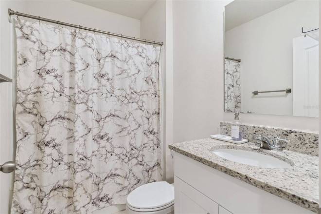 407 Charlotte Way, Deland, FL 32724