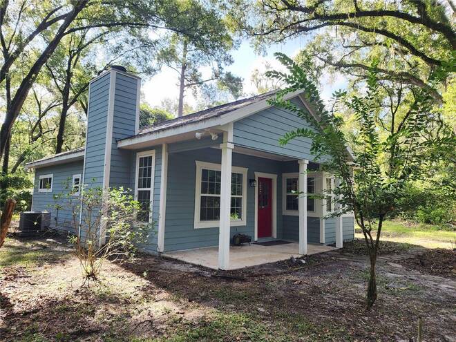 8909 SE 2nd Street Rd, Trenton, FL 32693