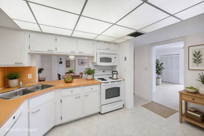 848 Collier Ct, #304, Marco Island, FL 34145