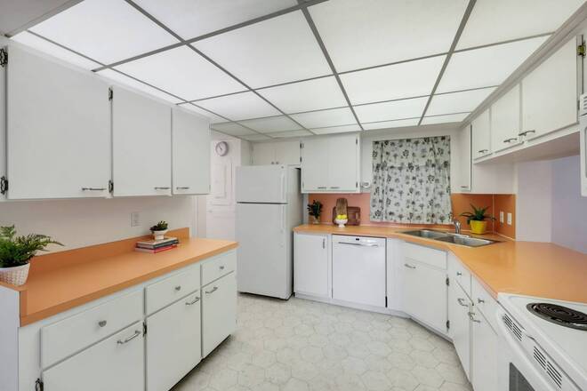 848 Collier Ct, #304, Marco Island, FL 34145