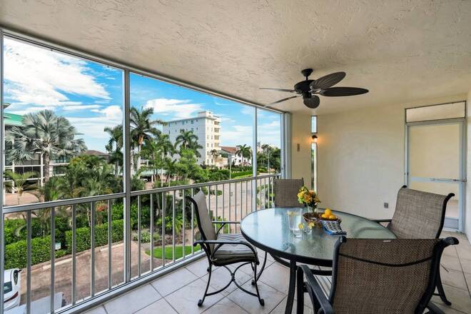 848 Collier Ct, #304, Marco Island, FL 34145