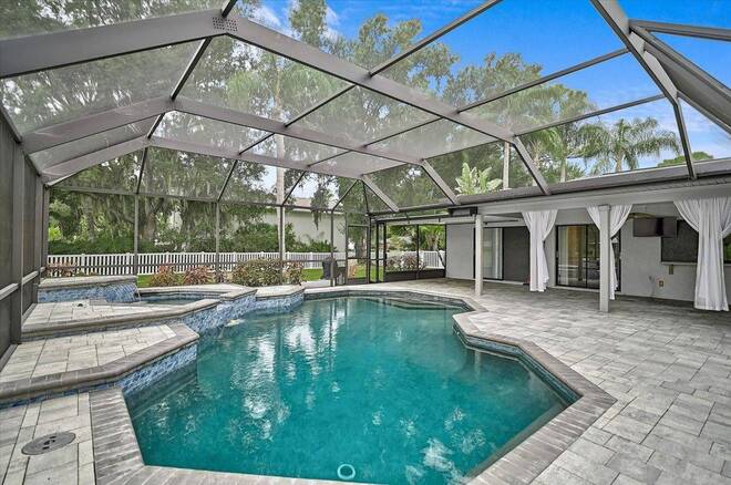 509 137th St E, Bradenton, FL 34212