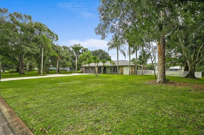 509 137th St E, Bradenton, FL 34212