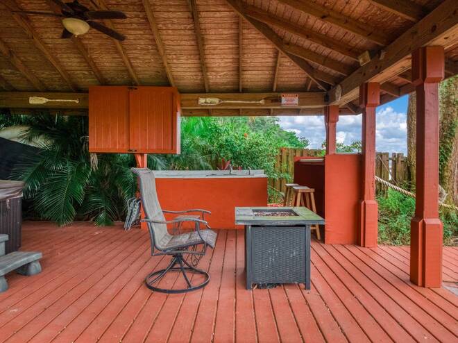 1209 Lakeview Dr, Sebring, FL 33870