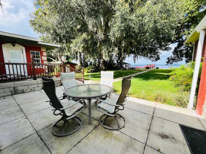 1209 Lakeview Dr, Sebring, FL 33870