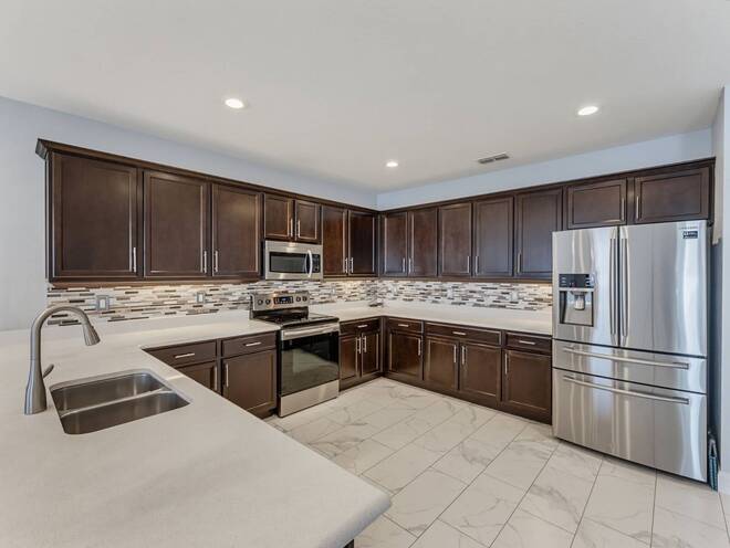 8151 WILDER LOOP, Lakeland, FL 33809